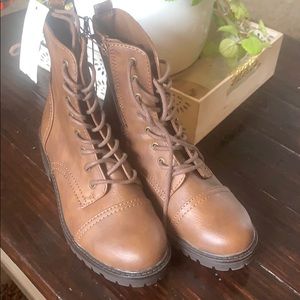 NWT Brown Combat Boots